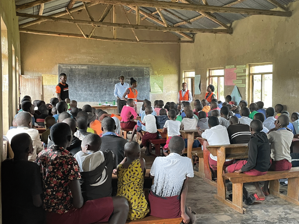 Educator Training Pilot Benefits Students and Teachers in Uganda